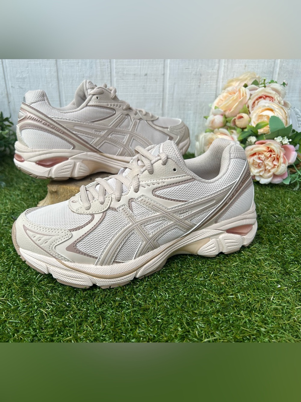 ASICS
GT-2160 Sneakers Color: Blush/Mineral Beige women size 5.5 gently used - Picture 6 of 16